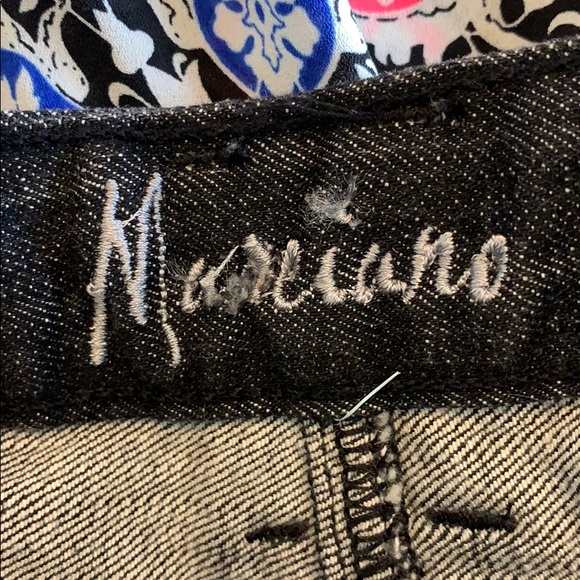 Vintage Y2K Marciano Black Jean Skirt - Picture 3 of 3